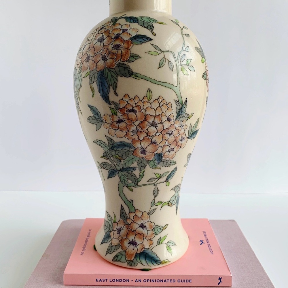 Vintage Chinoiserie Floral and Bird Pattern Vase - Picture 4 of 7